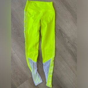 Alo neon mesh leggings. Sz XS. Like new